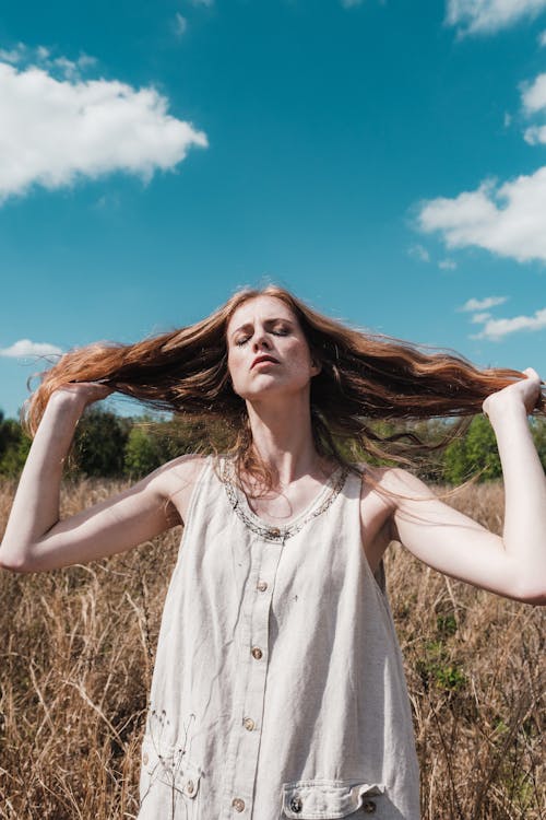 Why your hair extensions feel ‘plasticky’ and how to avoid it