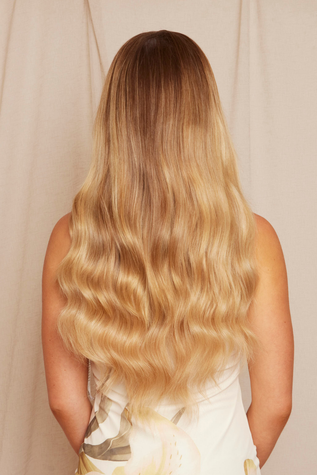 #16/22 Caramel Light Blonde Seamless Clip In Hair Extensions