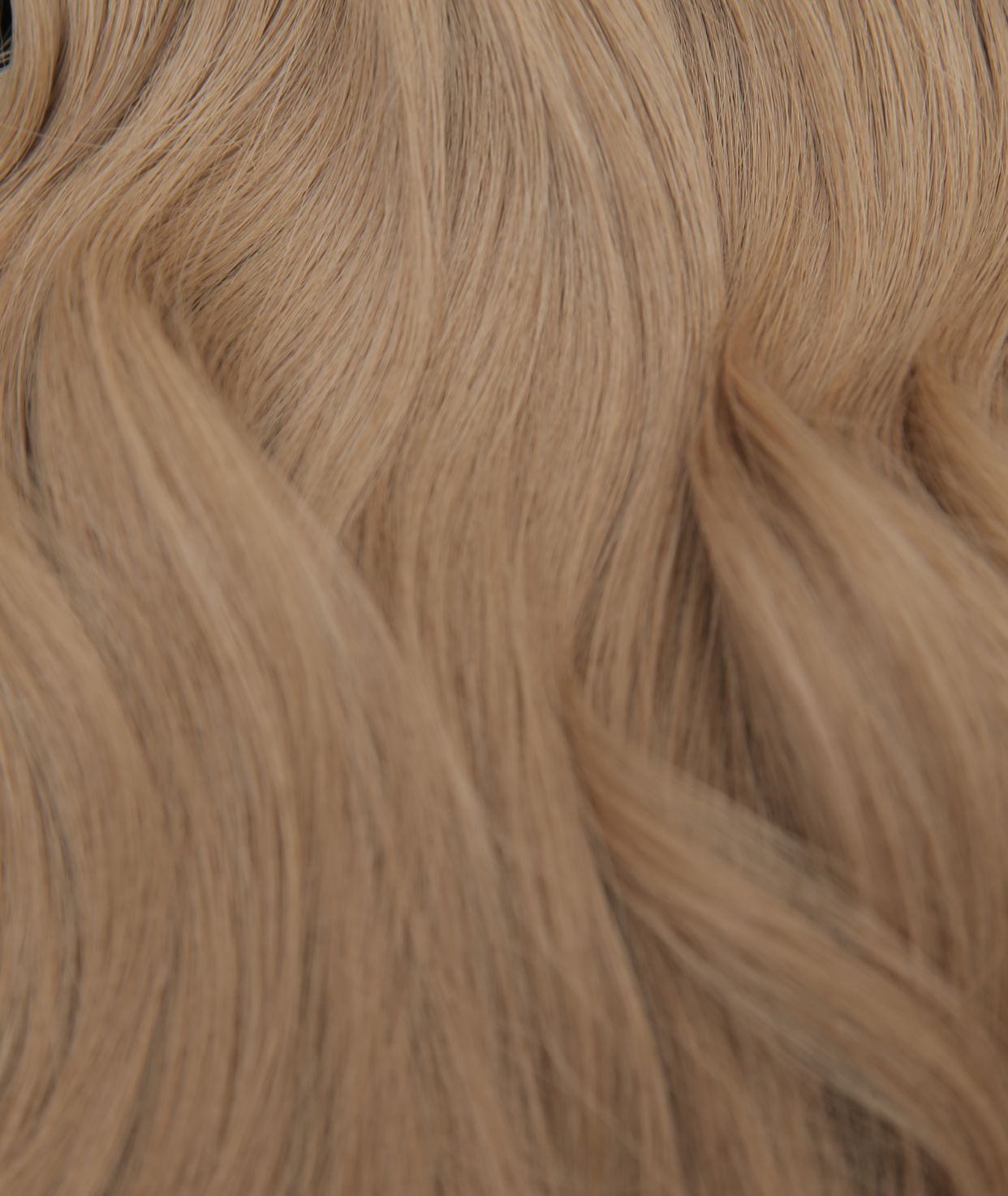 #16 Caramel Dark Blonde Ultra Seamless Tape In Extensions