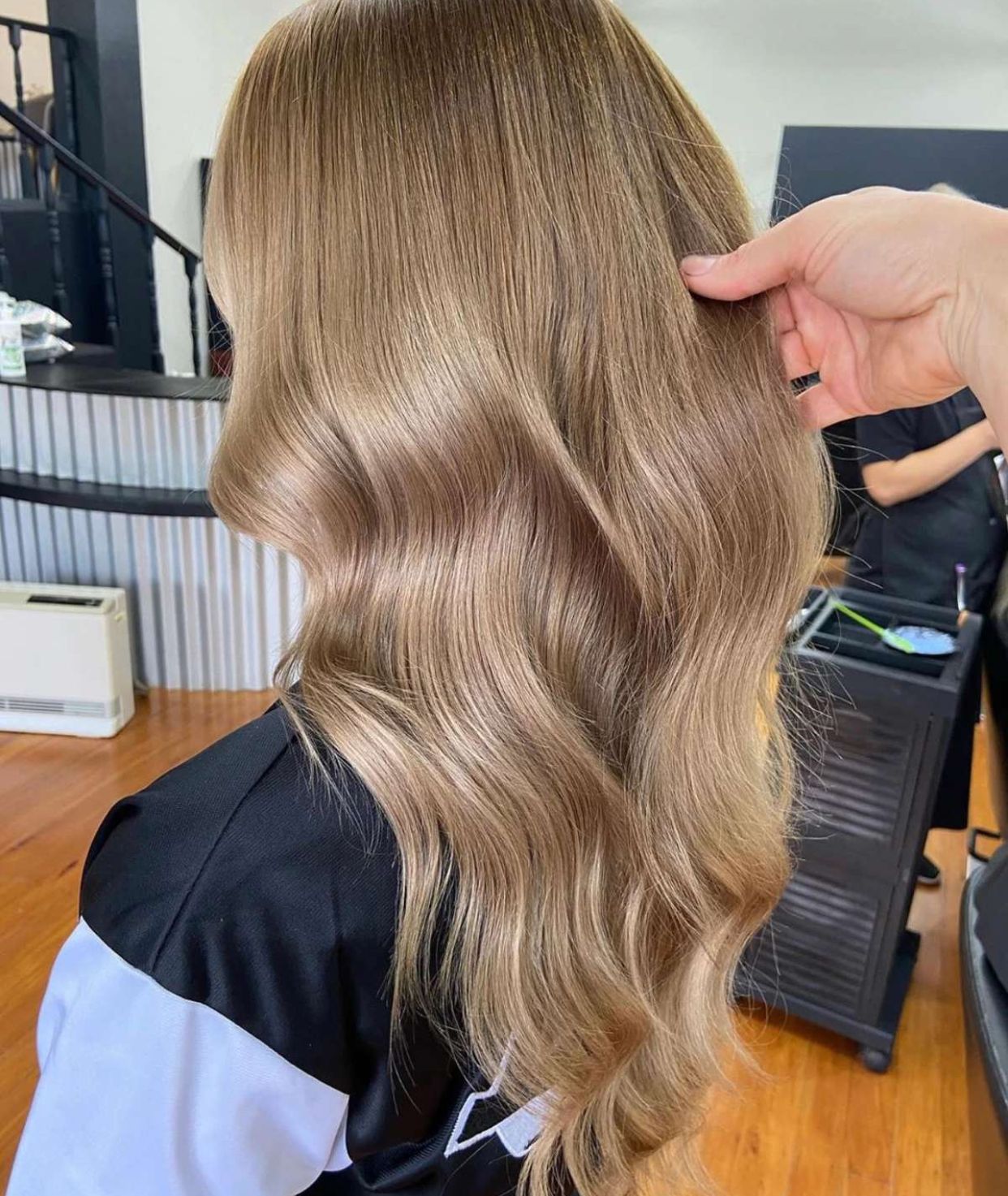 #16 Caramel Dark Blonde Ultra Seamless Tape In Extensions