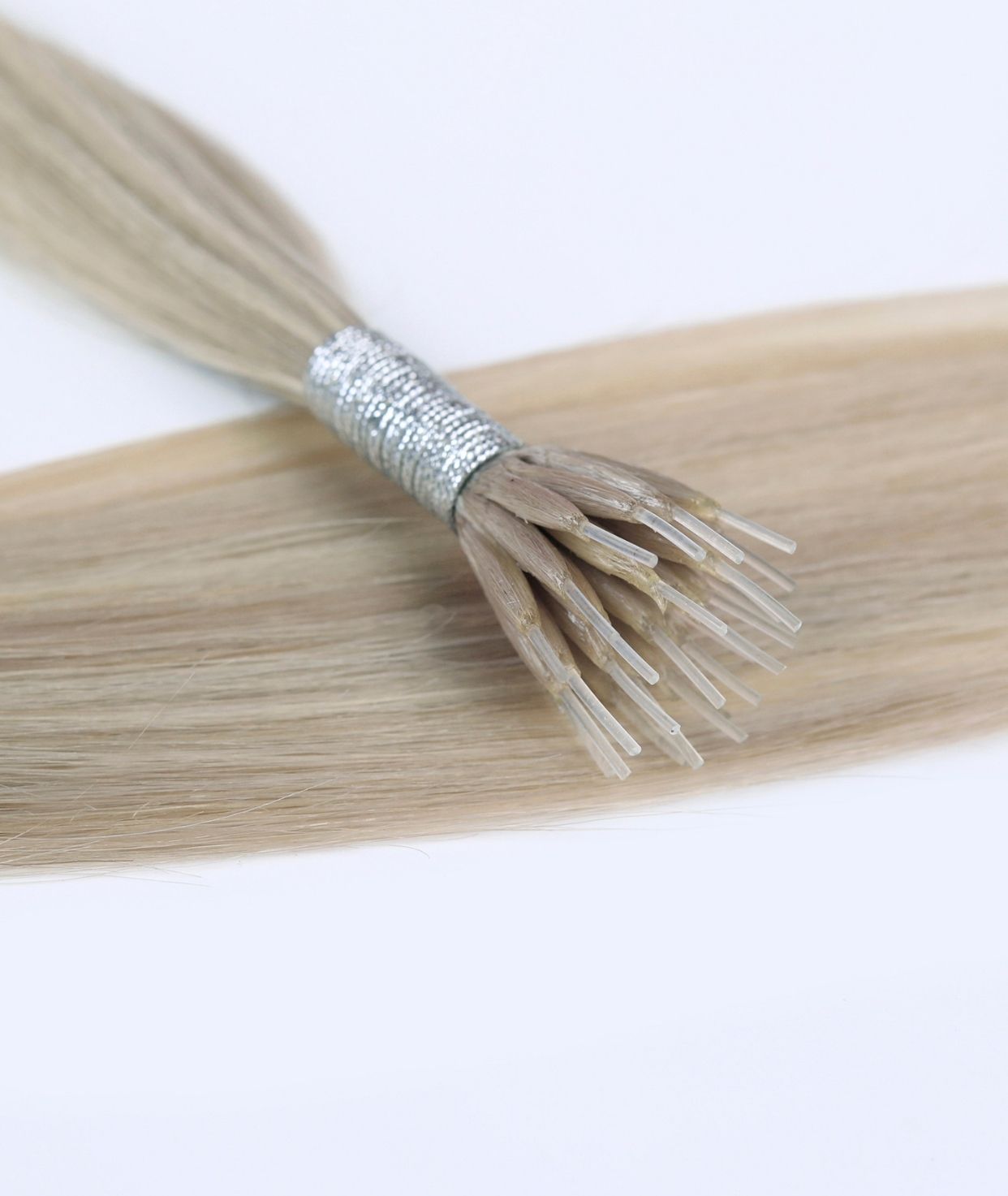 #18/60 Pearl Ash Blonde Highlights Nano Tip Hair Extensions