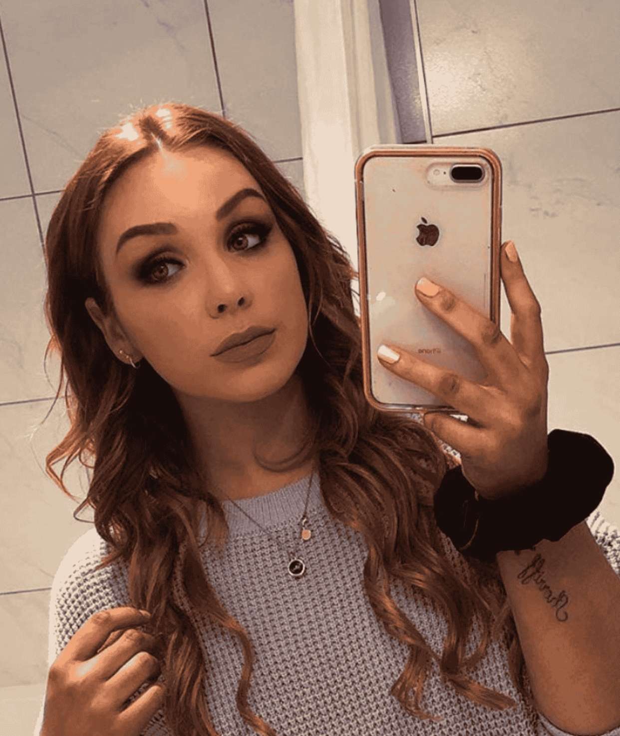 #33 Auburn Ultra Seamless Tape In Extensions