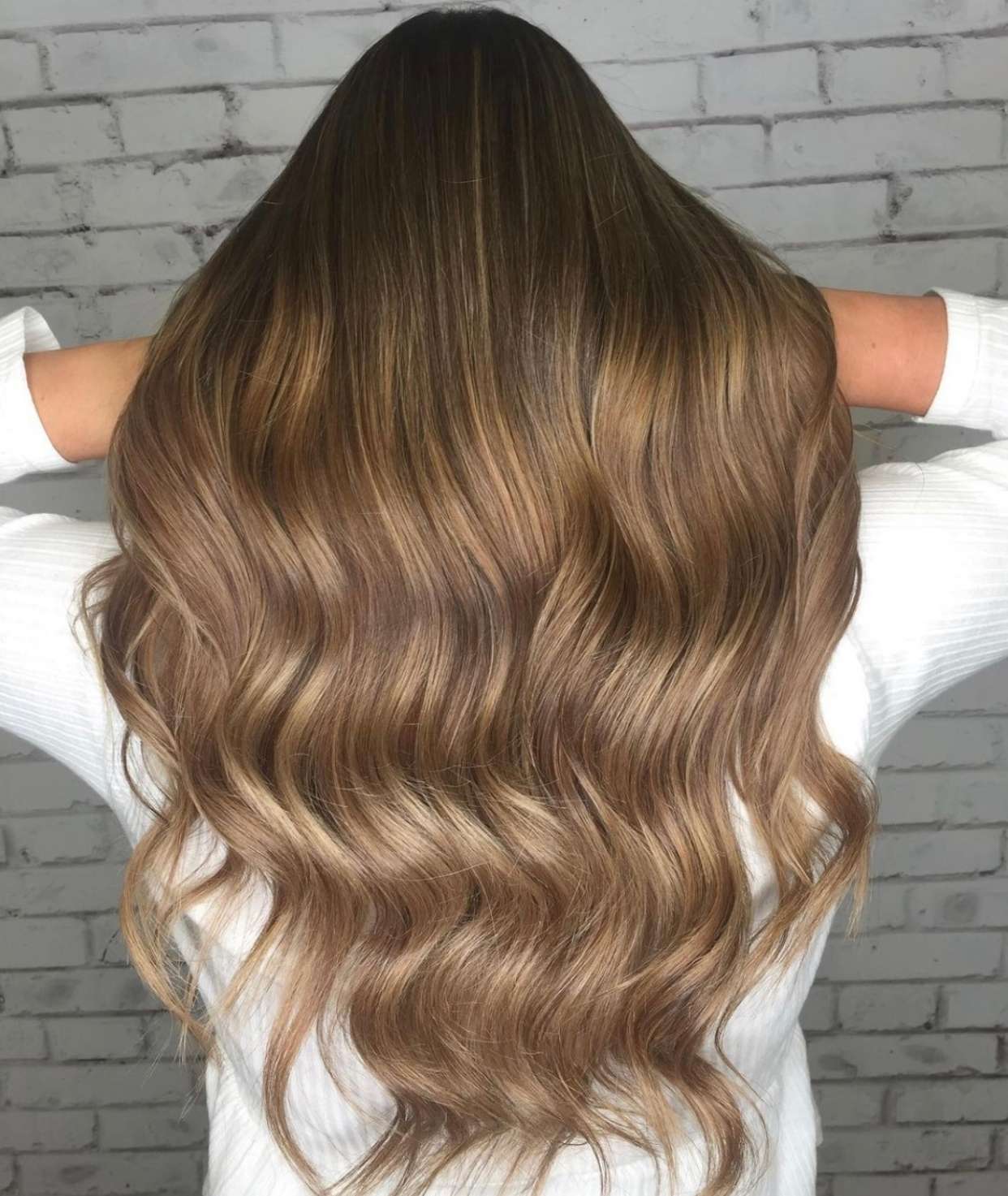 #Bronde Balayage Superior Butterfly Weft™ Extensions