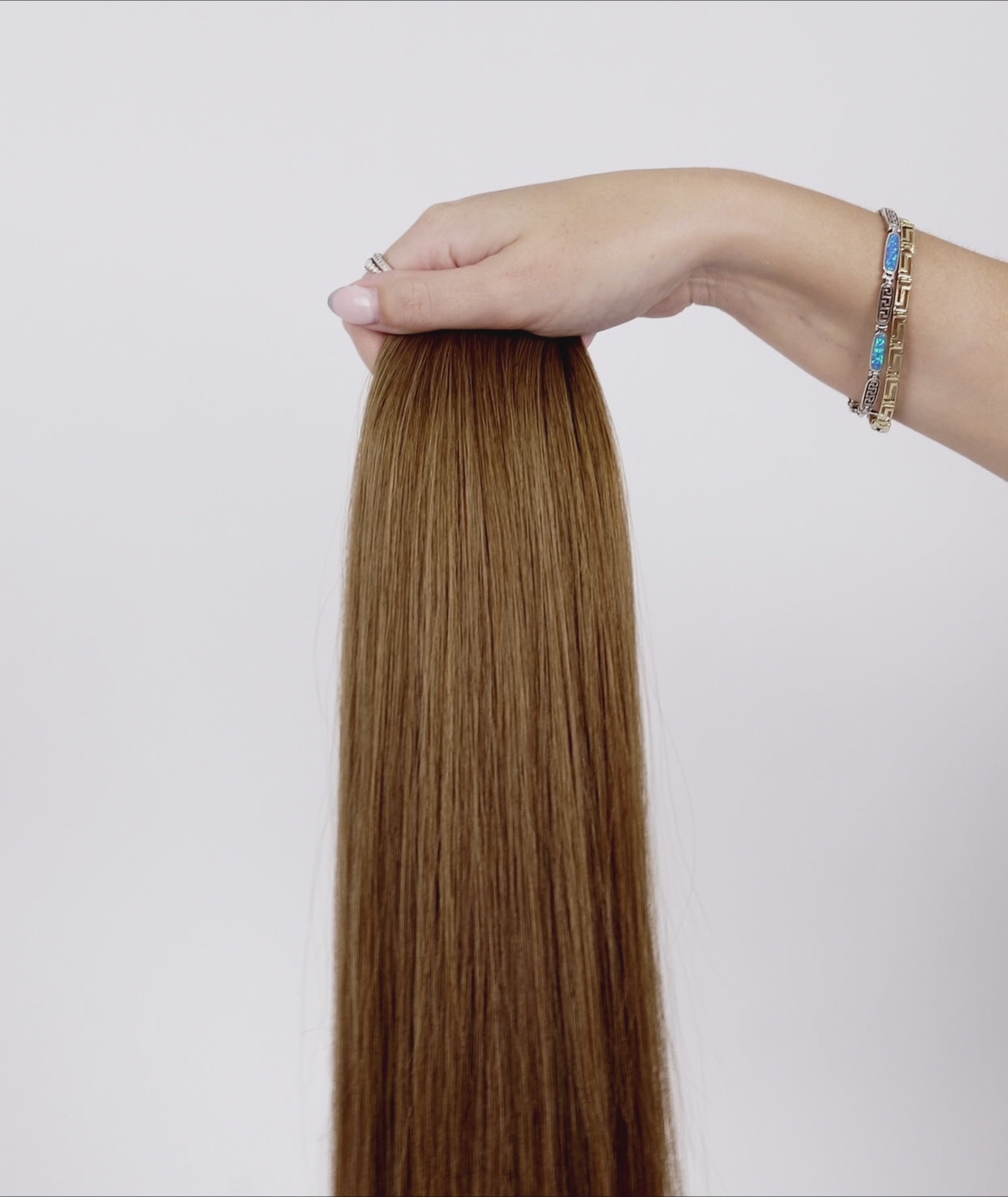 Load video: #4/6 Chestnut Brown Mix Ultra Seamless Tape In Extensions (NEW)