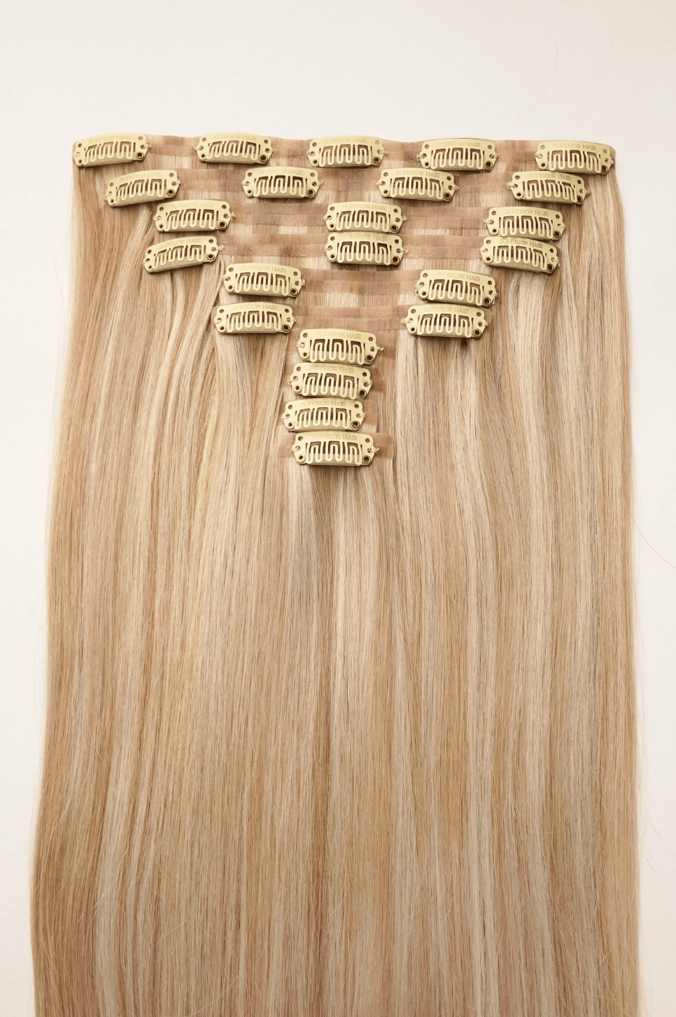 #18/60 Pearl Ash Blonde Highlights Seamless Clip In Hair Extensions