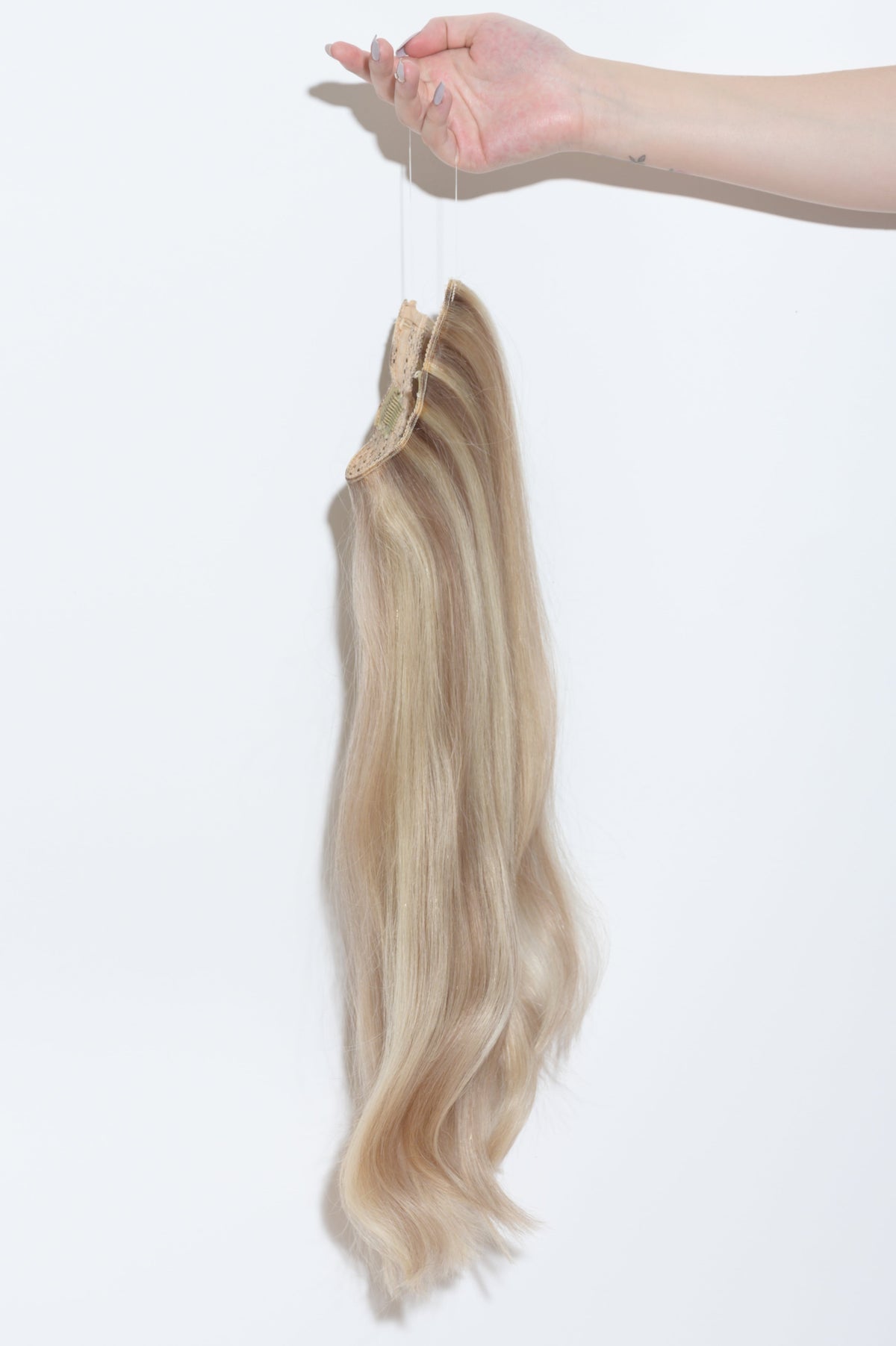 #18/613 Ash Blonde Highlights Classic Halo Hair Extensions